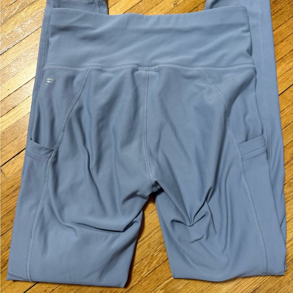 Fabletics Slate Blue High-Rise Everyday Leggings with Side Pockets - Picture 4 of 5